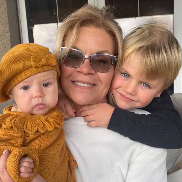 Meet your Posher, Joan - Picture 1 of 1